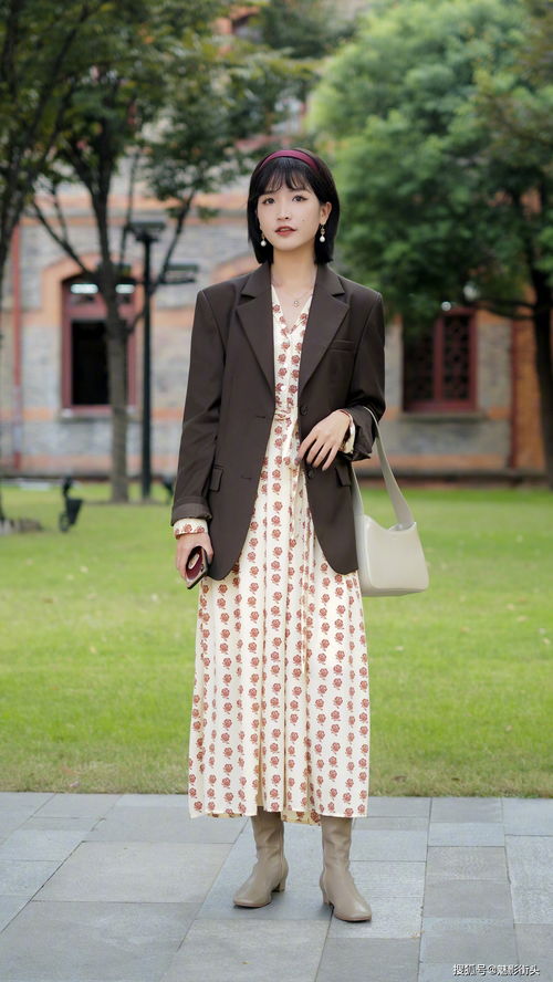女生穿西裝,可以嘗試這幾種搭配方式,時(shí)髦高級(jí)又顯瘦,超有范