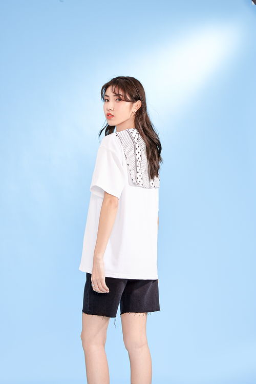 女裝 服裝 模特 修圖拍攝