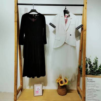 廣州品牌折扣女裝2020春夏短袖撞色大圓角小西裝 輕職業(yè)女裝精品貨源庫存走份